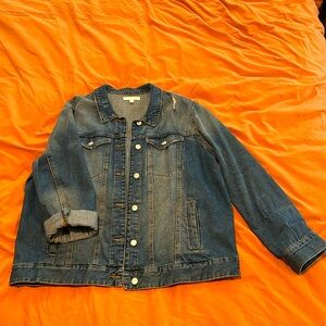 Distressed Jean jacket - size xl